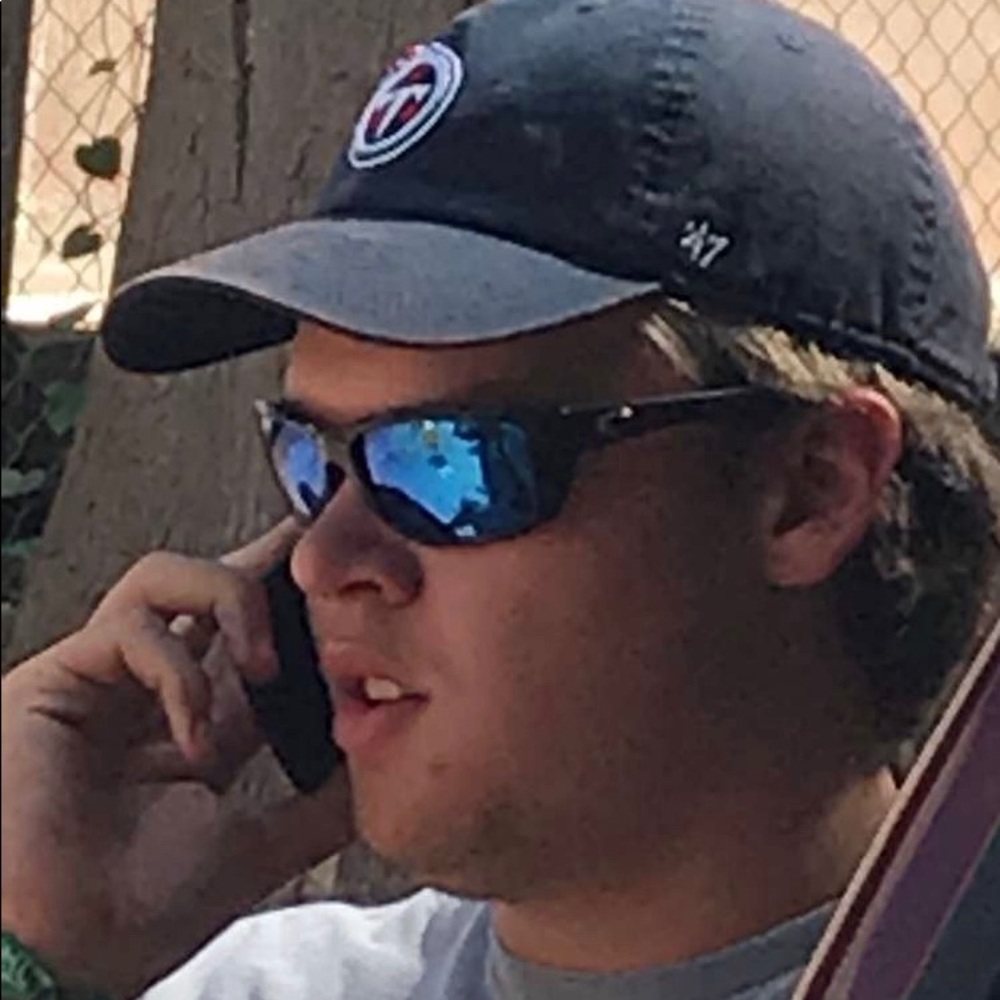 Meet your Posher, Garrett